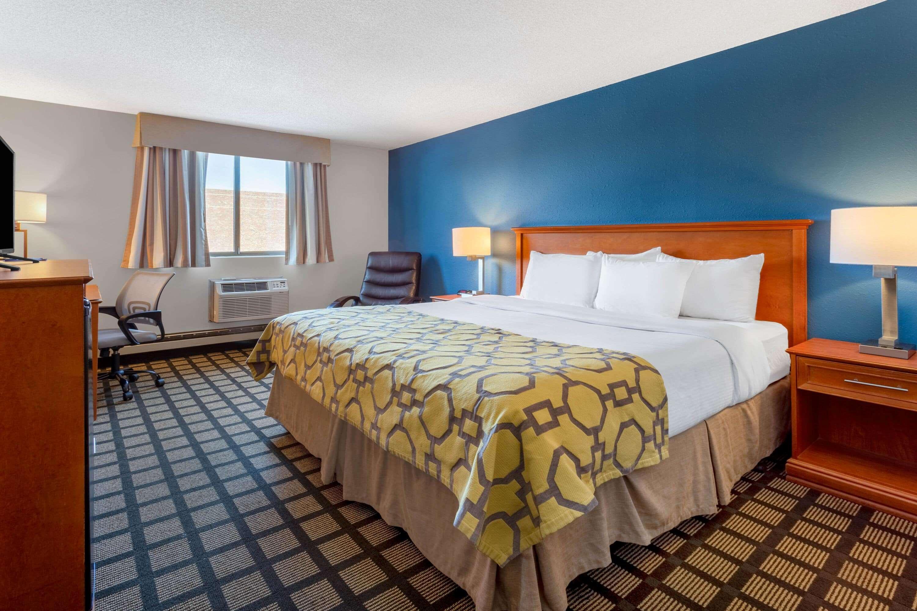 Baymont By Wyndham Rochester Mayo Clinic Area מראה חיצוני תמונה