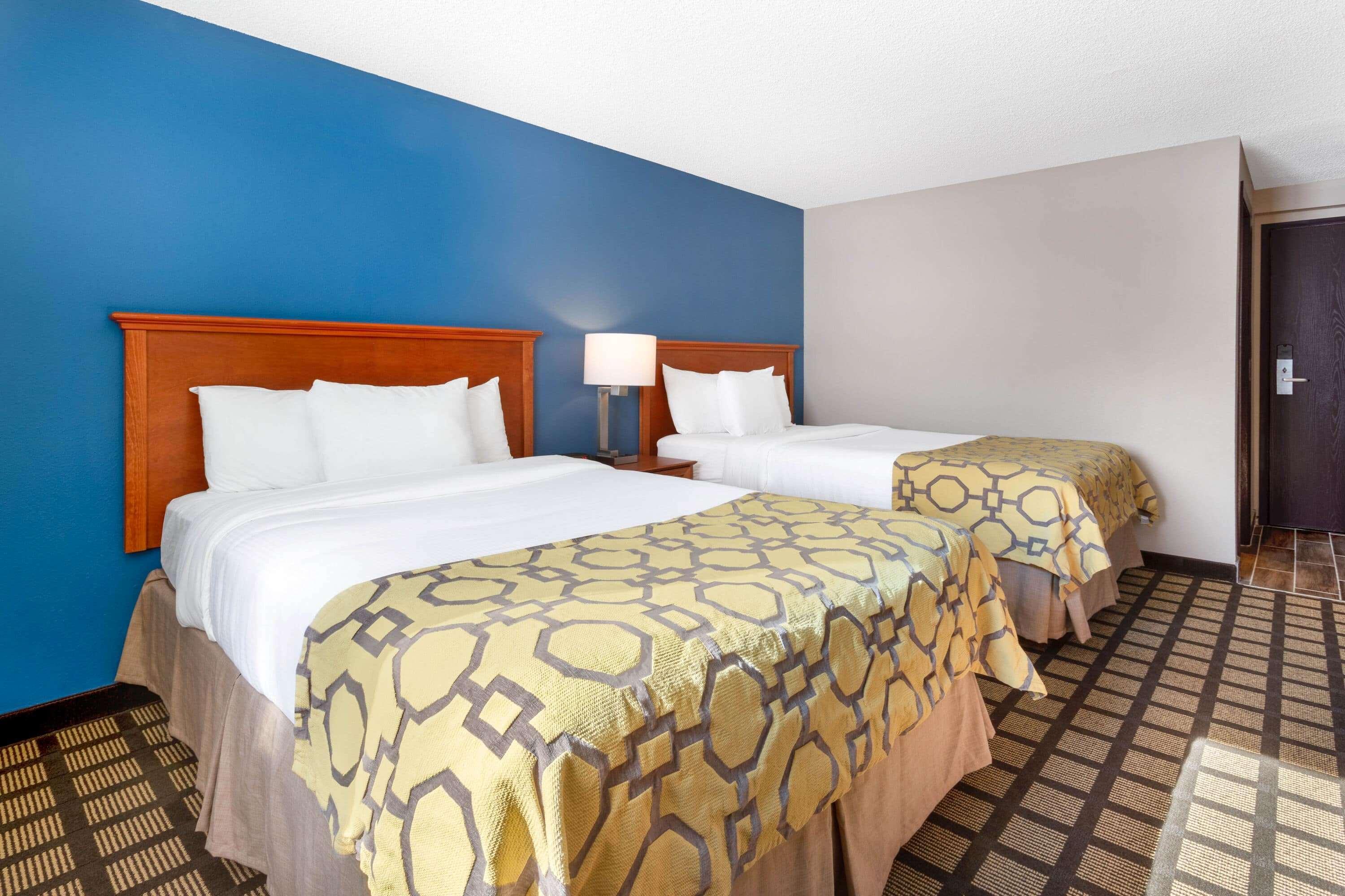 Baymont By Wyndham Rochester Mayo Clinic Area מראה חיצוני תמונה